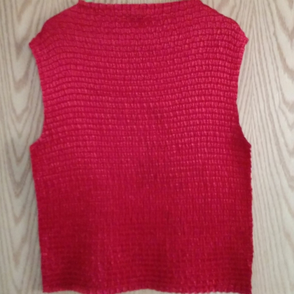 Top - Picture 4 of 4